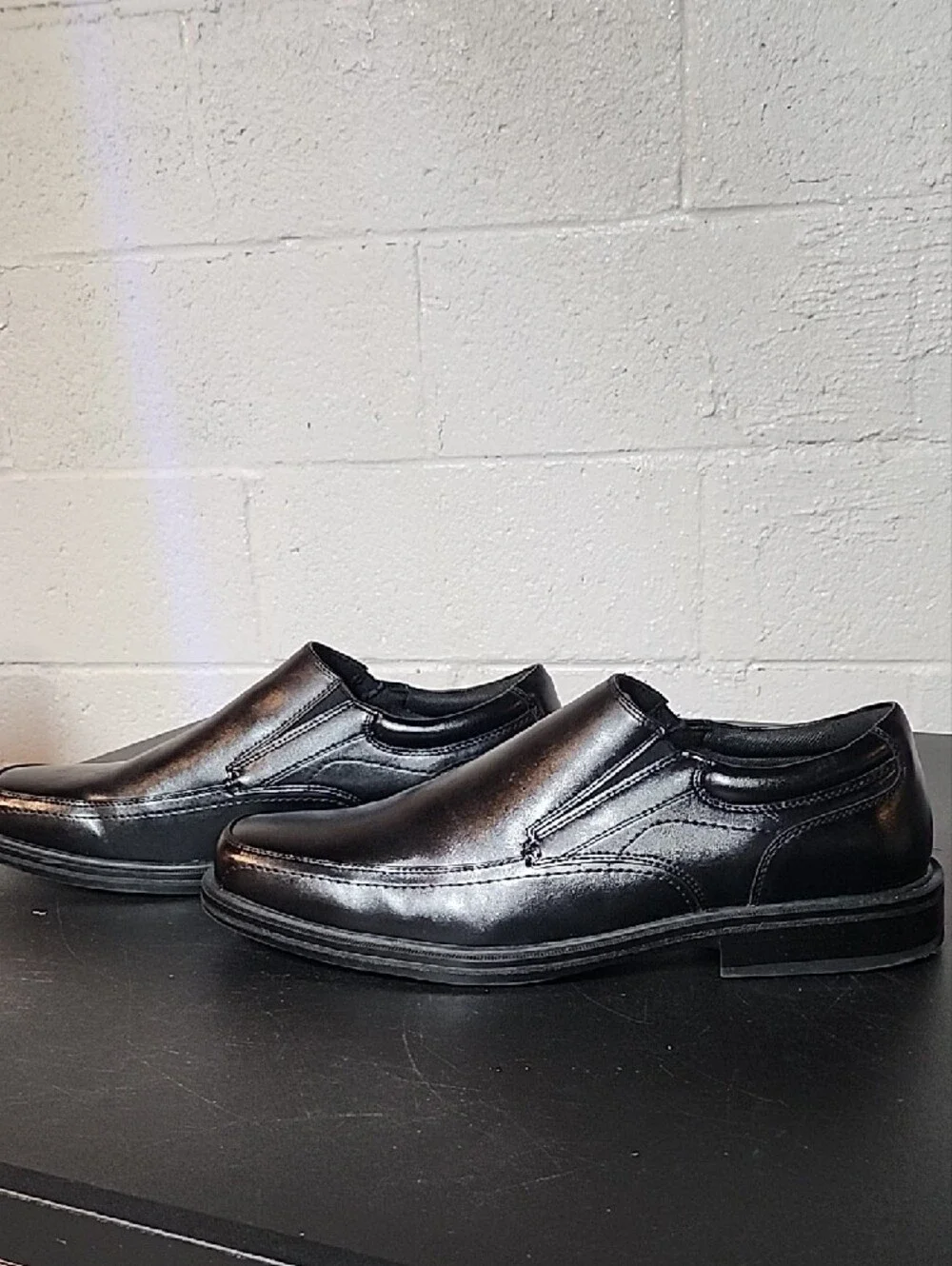 Dockers Mens Classic Black Emptor Slip-On Men's Dress Shoes